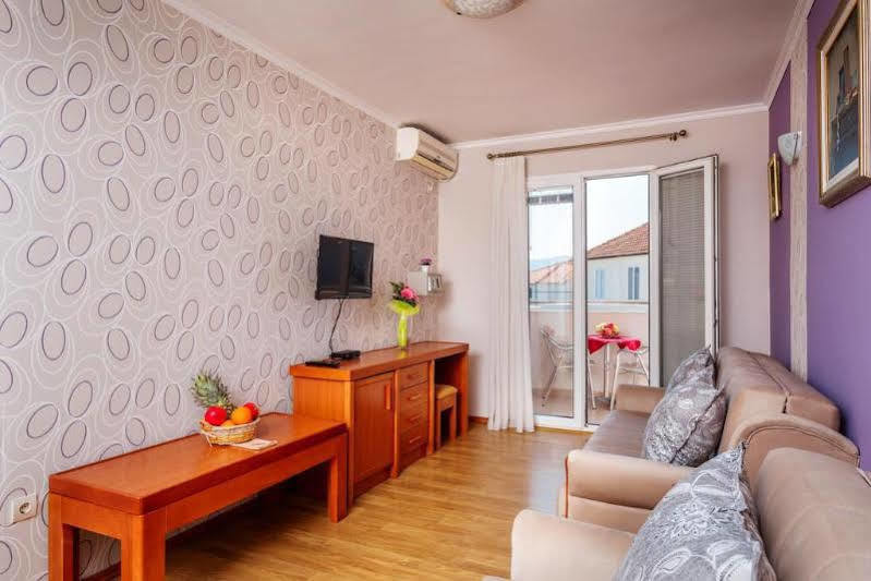 דוניה לסטבה Perper Hotel מראה חיצוני תמונה